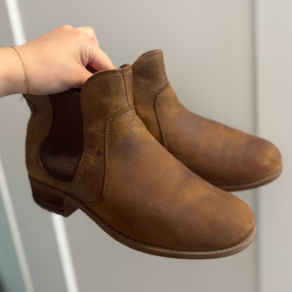 UGG Tan Nero Chelsea Bonham Leather Ankle Boots‎ Women's Size 8